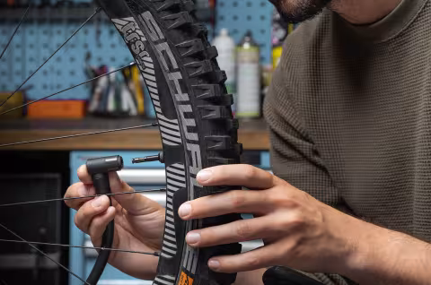 Schwalbe: Clik Valve Kampagne 